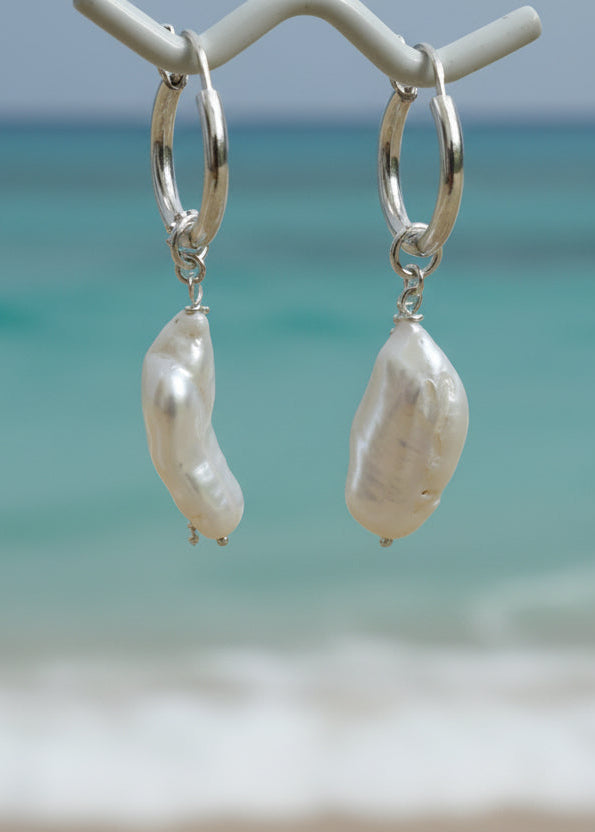 Earrings Mermaid Tear Pearl Naked