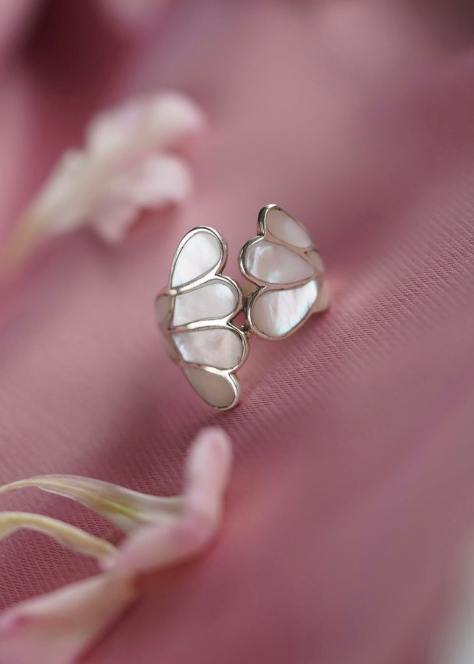 Ring Dragonfly Pearl Naked