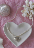 Valentine Choker Pearl Naked