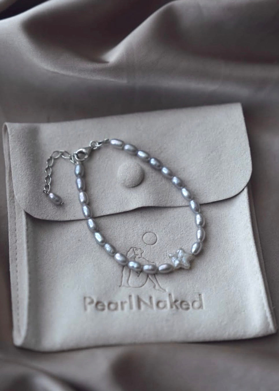 Silver Heart Bracelet Pearl Naked