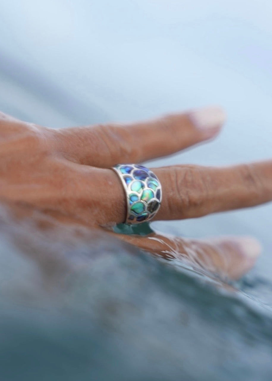 Mermaid Tail Deep Water Pearl Naked