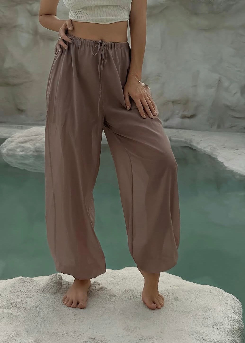 Aladdin's Pants Touch